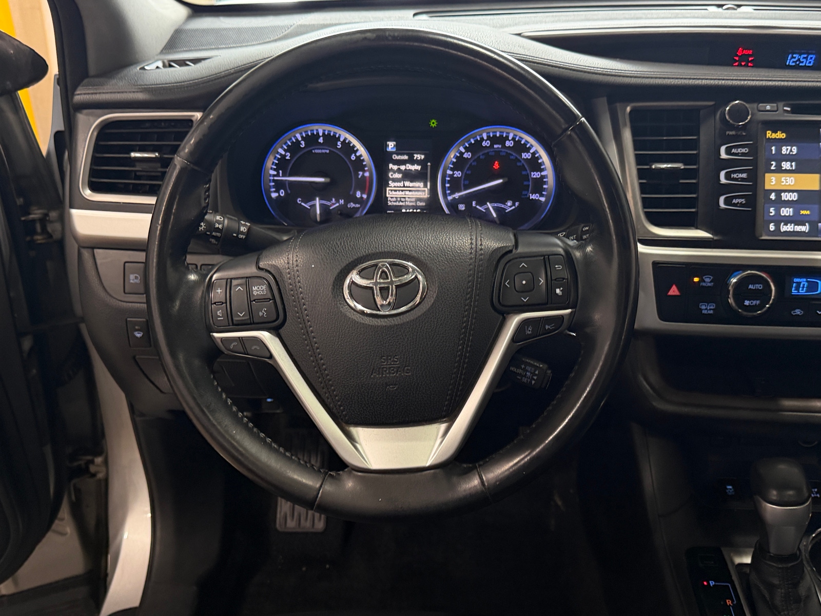 Thumbnail: 2018 Toyota Highlander - 4