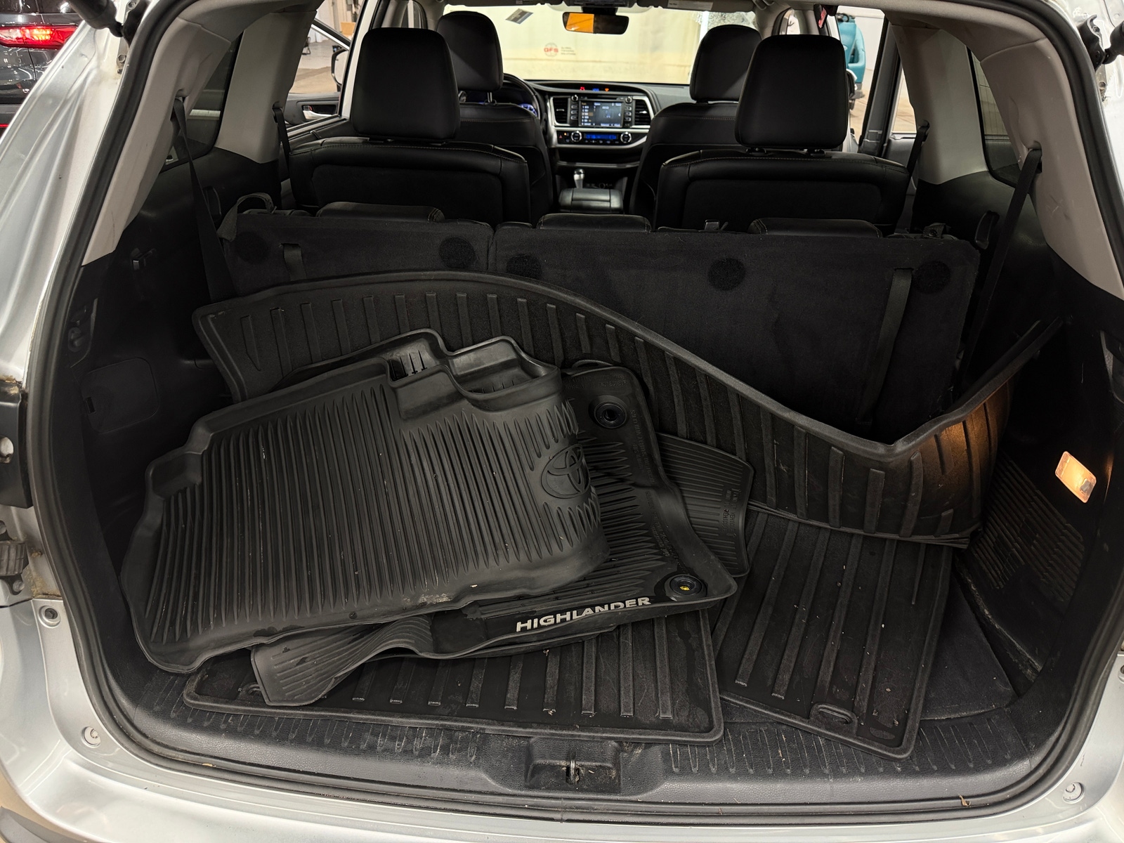Thumbnail: 2018 Toyota Highlander - 6