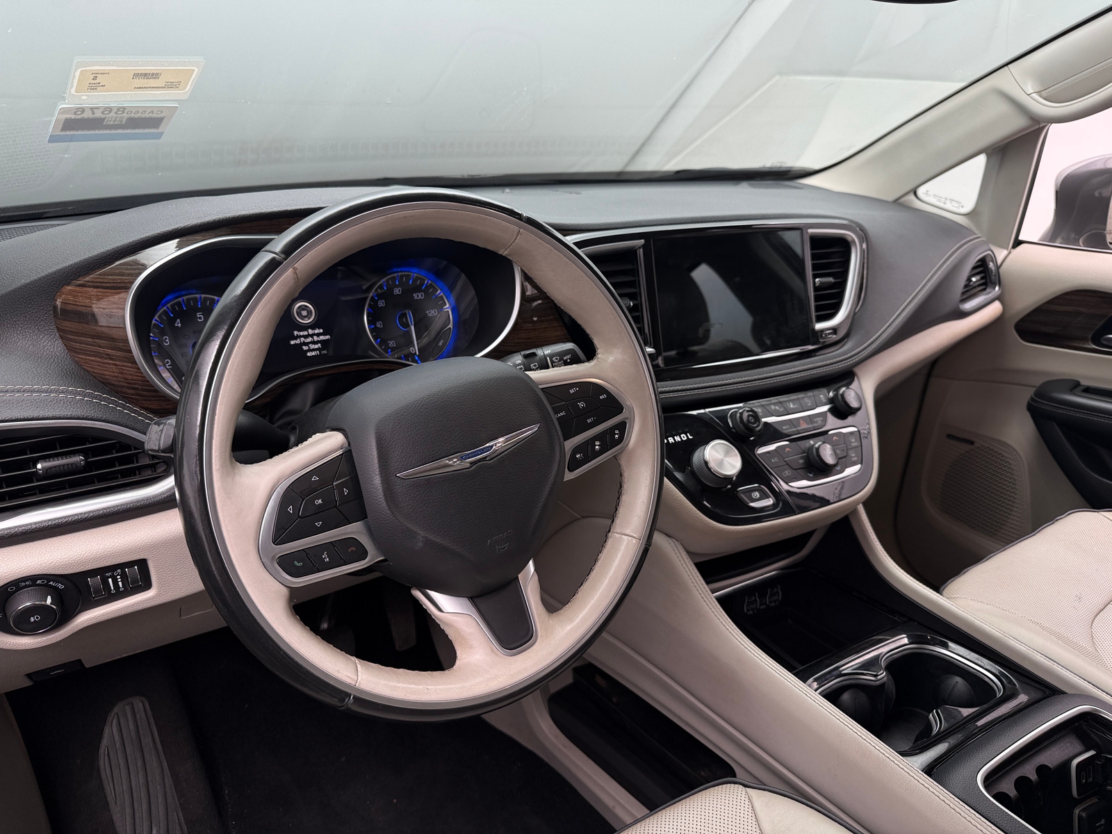 Thumbnail: 2021 Chrysler Pacifica - 4