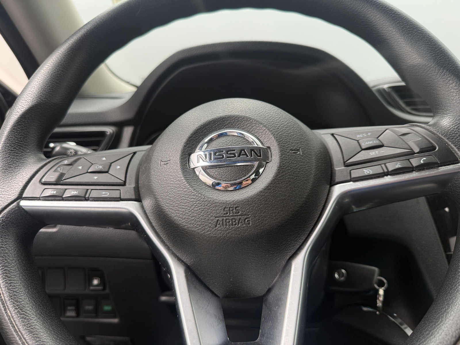 Thumbnail: 2018 Nissan Rogue - 5