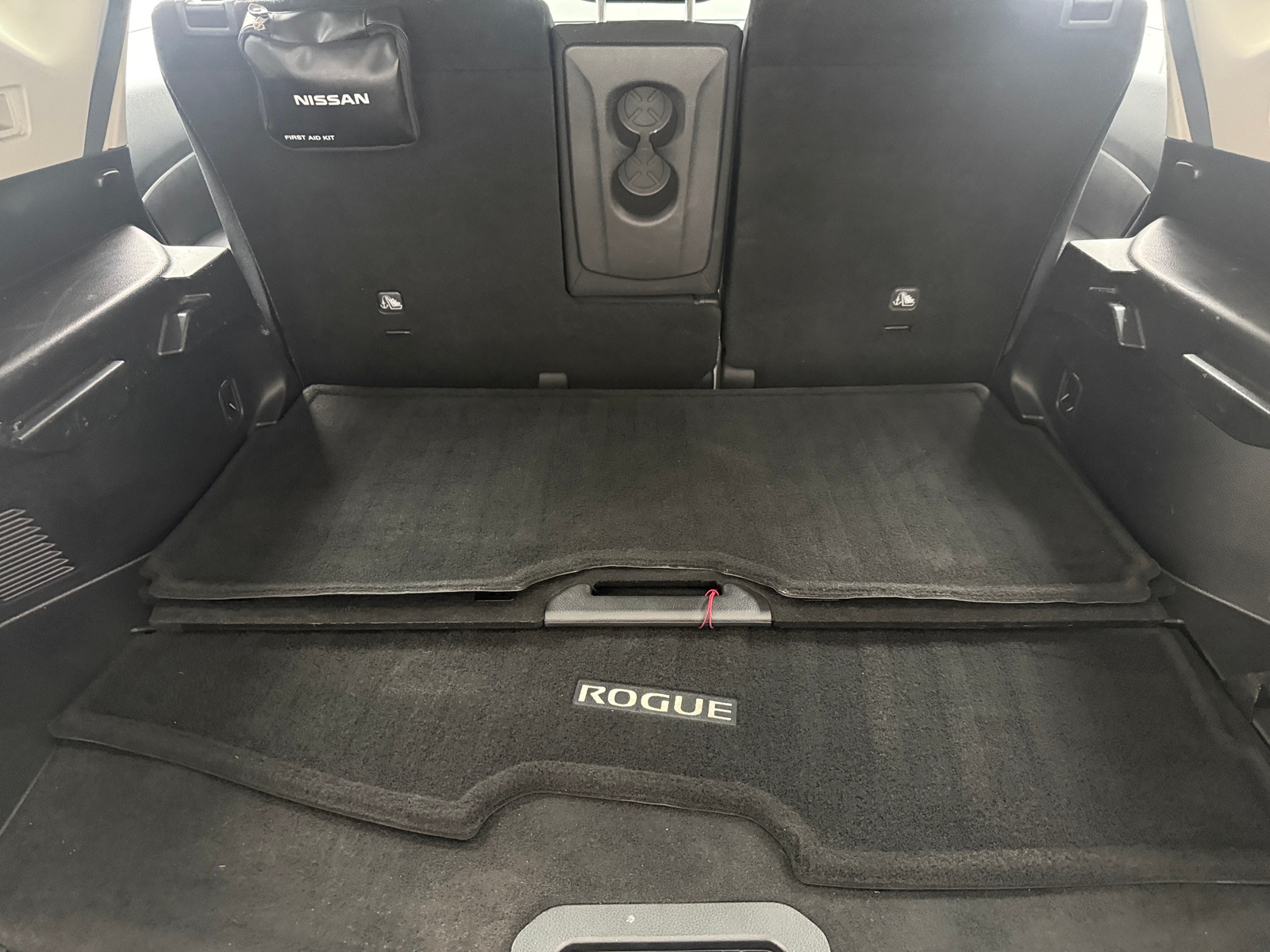 Thumbnail: 2018 Nissan Rogue - 7