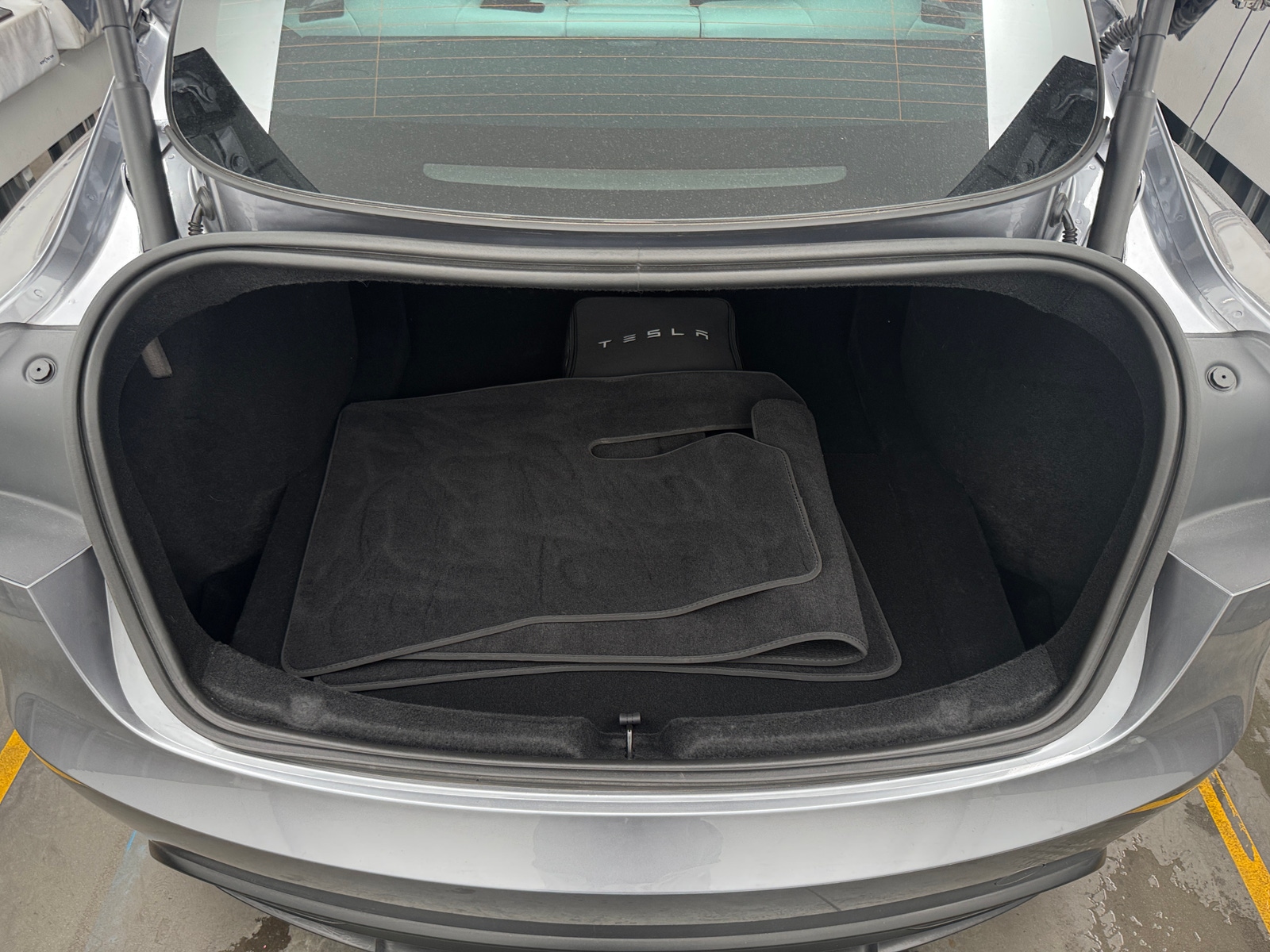 Thumbnail: 2026 Tesla Model 3 - 6