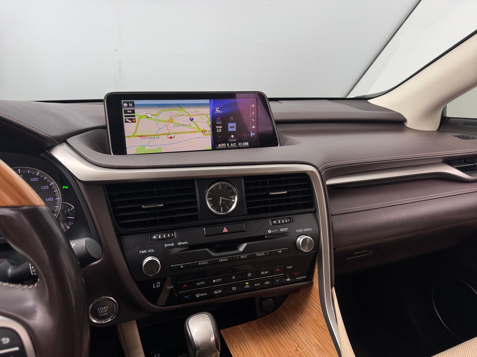 Thumbnail: 2018 Lexus RX - 3