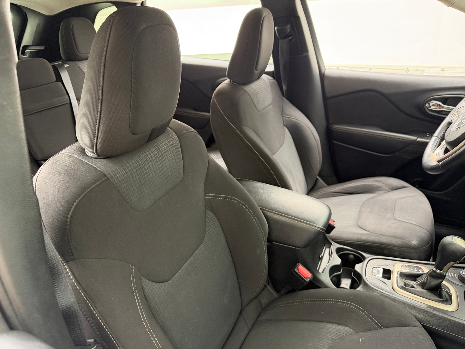 Thumbnail: 2016 Jeep Cherokee - 2