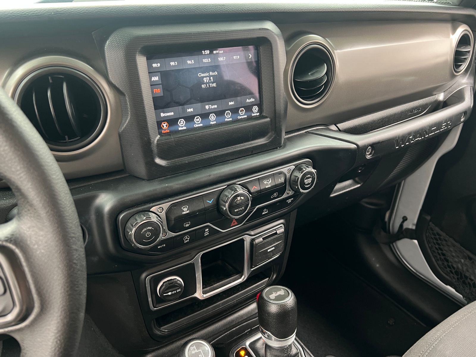 Thumbnail: 2022 Jeep Wrangler - 4