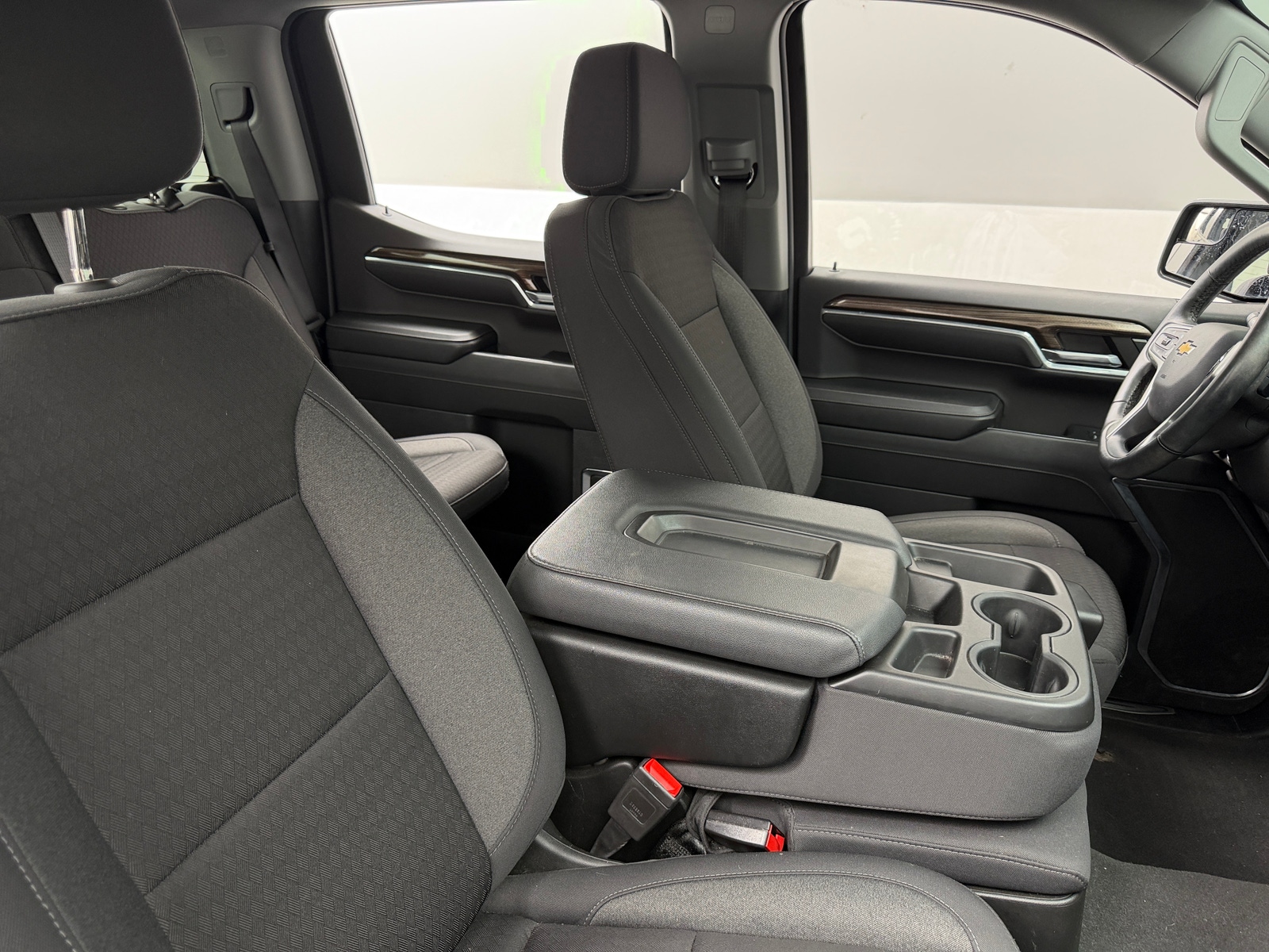 Thumbnail: 2024 Chevrolet Silverado 1500 - 2