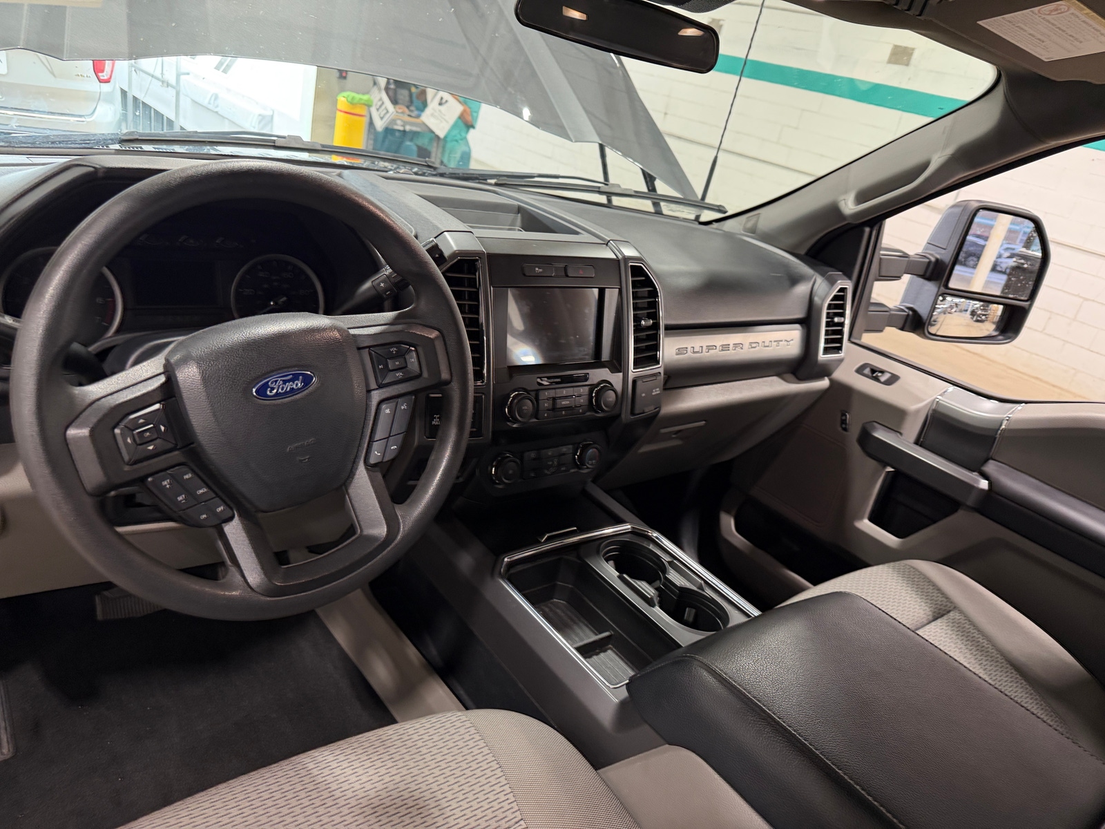 Thumbnail: 2022 Ford Econoline - 3