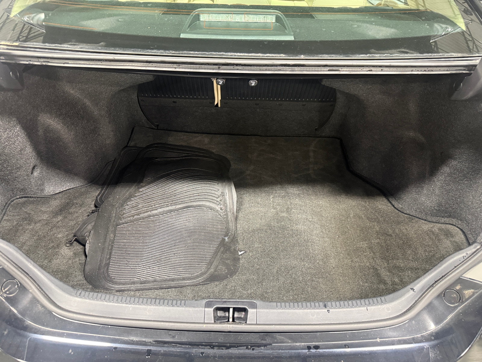 Thumbnail: 2015 Toyota Camry - 6
