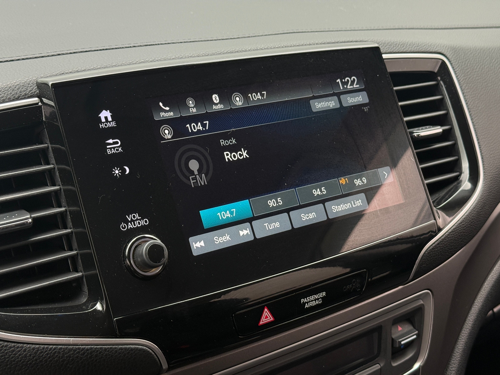 Thumbnail: 2019 Honda Pilot - 4