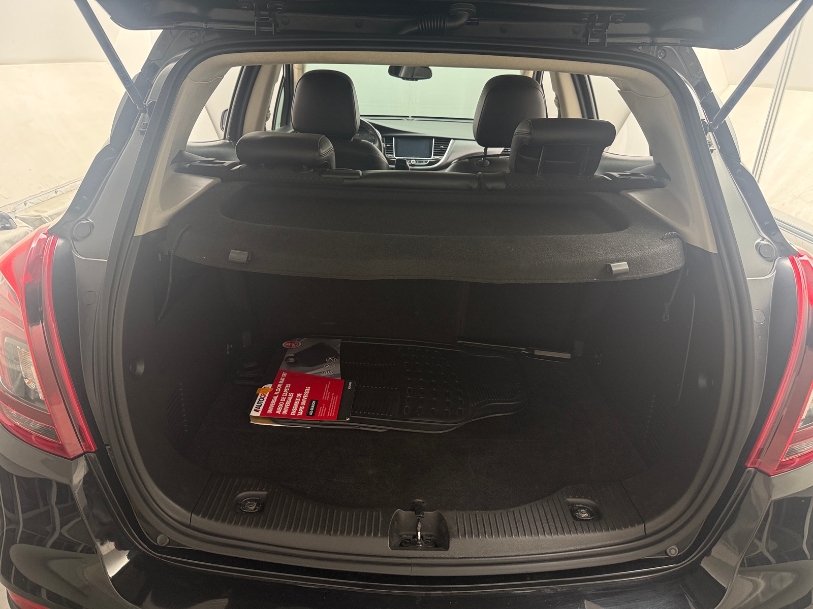 Thumbnail: 2020 Buick Encore - 6