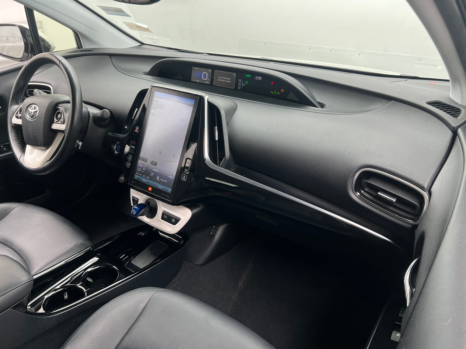 Thumbnail: 2018 Toyota Prius - 3
