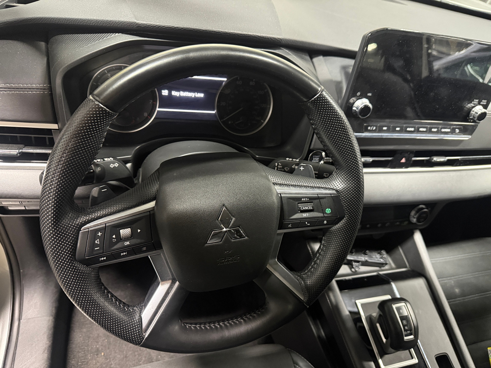 Thumbnail: 2024 Mitsubishi Outlander - 4
