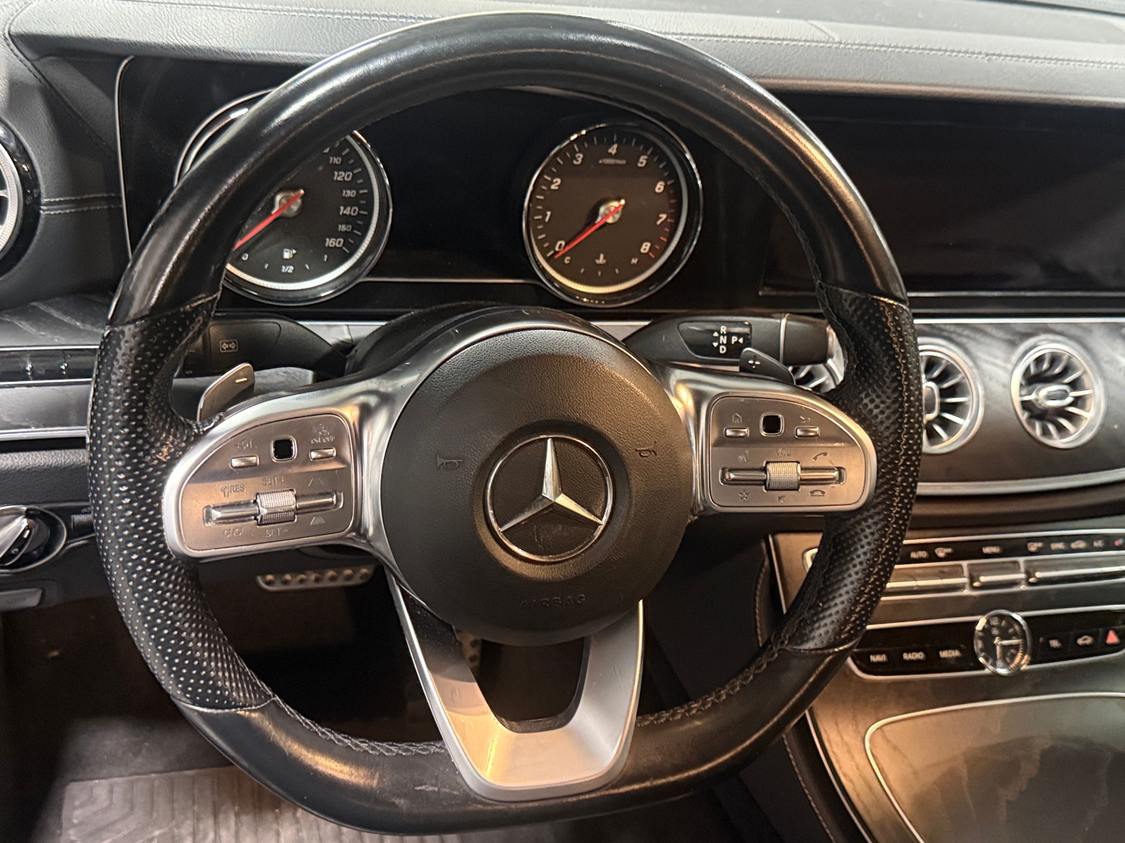 Thumbnail: 2019 Mercedes-Benz E-Class - 3