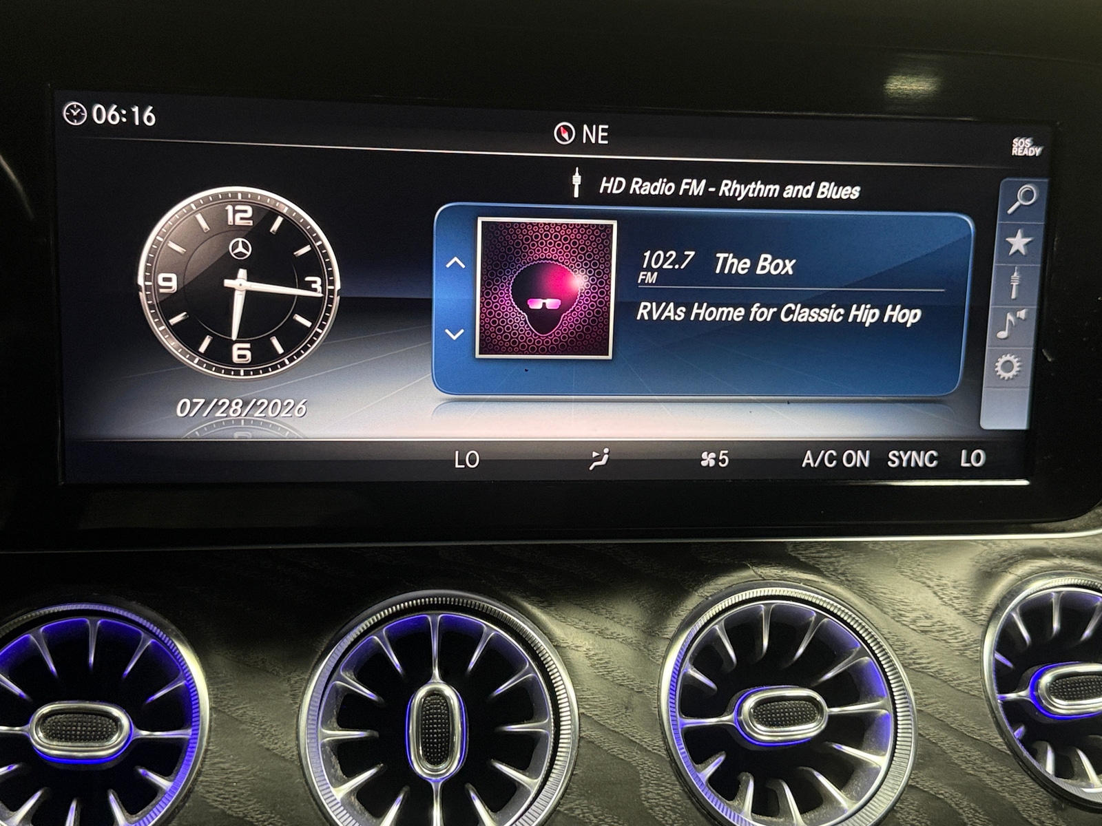 Thumbnail: 2019 Mercedes-Benz E-Class - 2