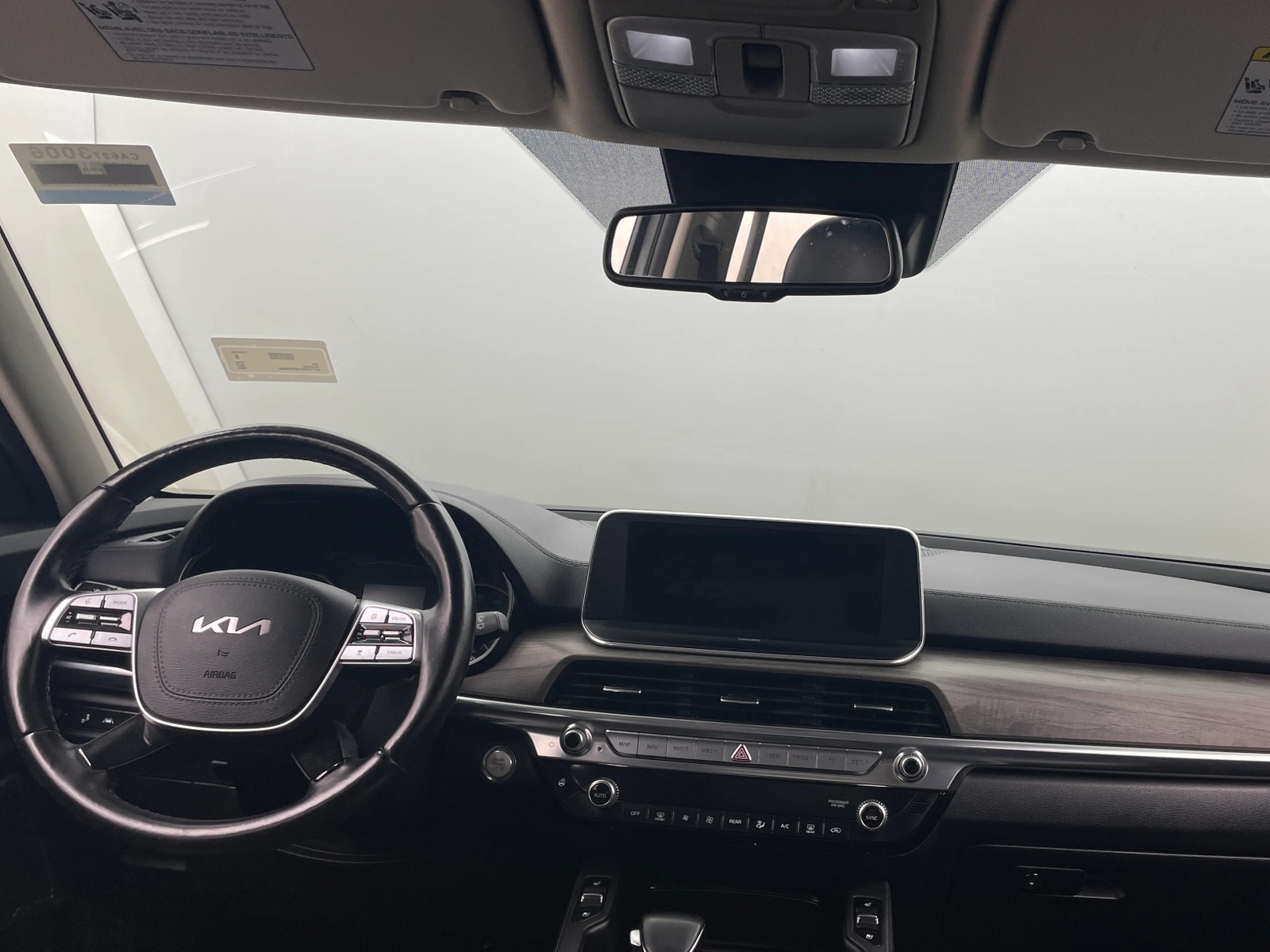 Thumbnail: 2022 Kia Telluride - 2