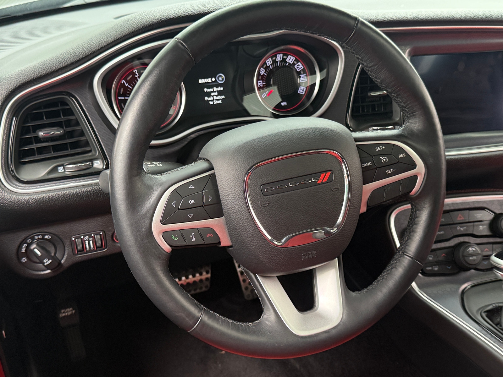 Thumbnail: 2017 Dodge Challenger - 4