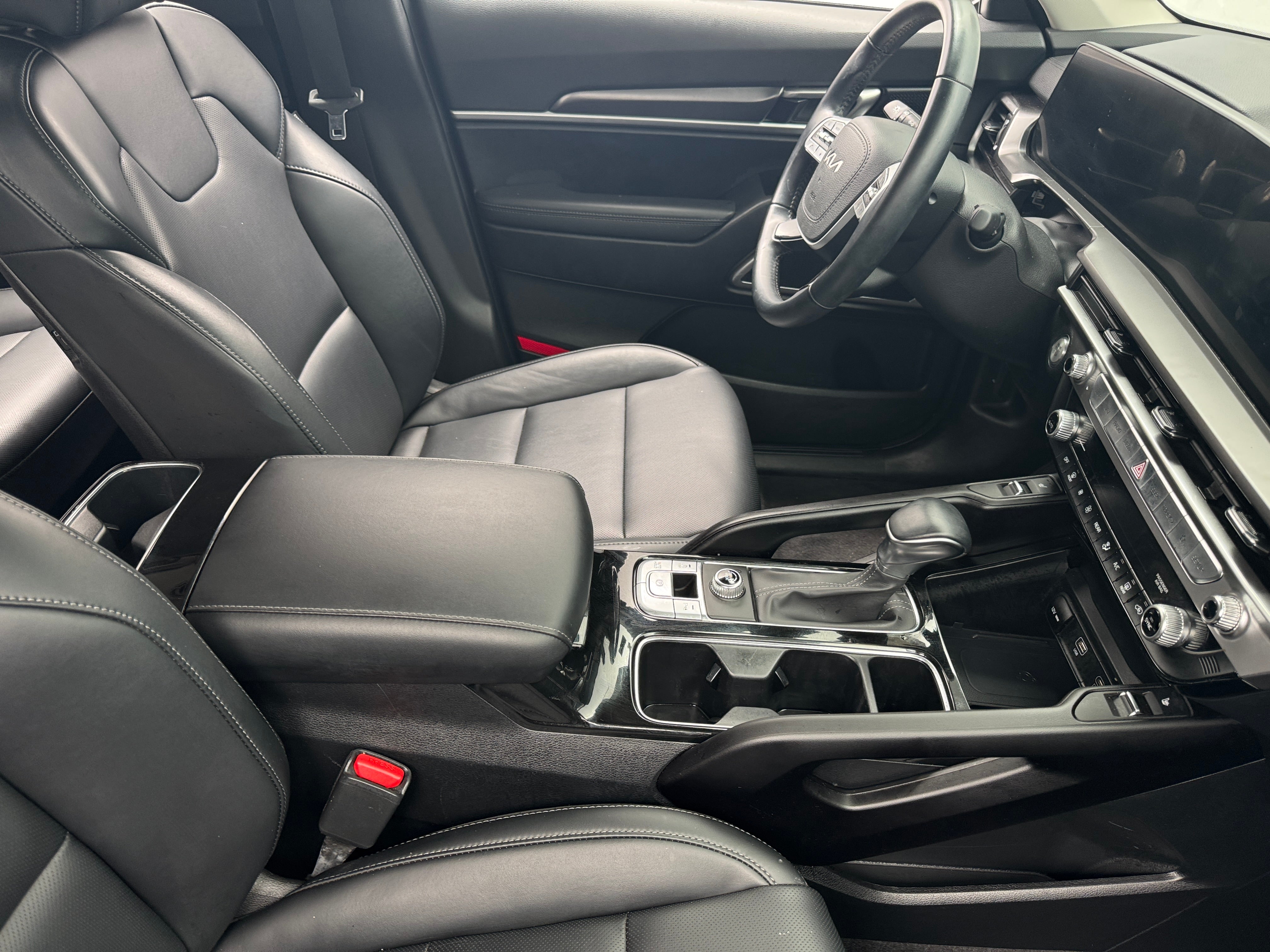 2025 Kia Telluride S - Photo 9