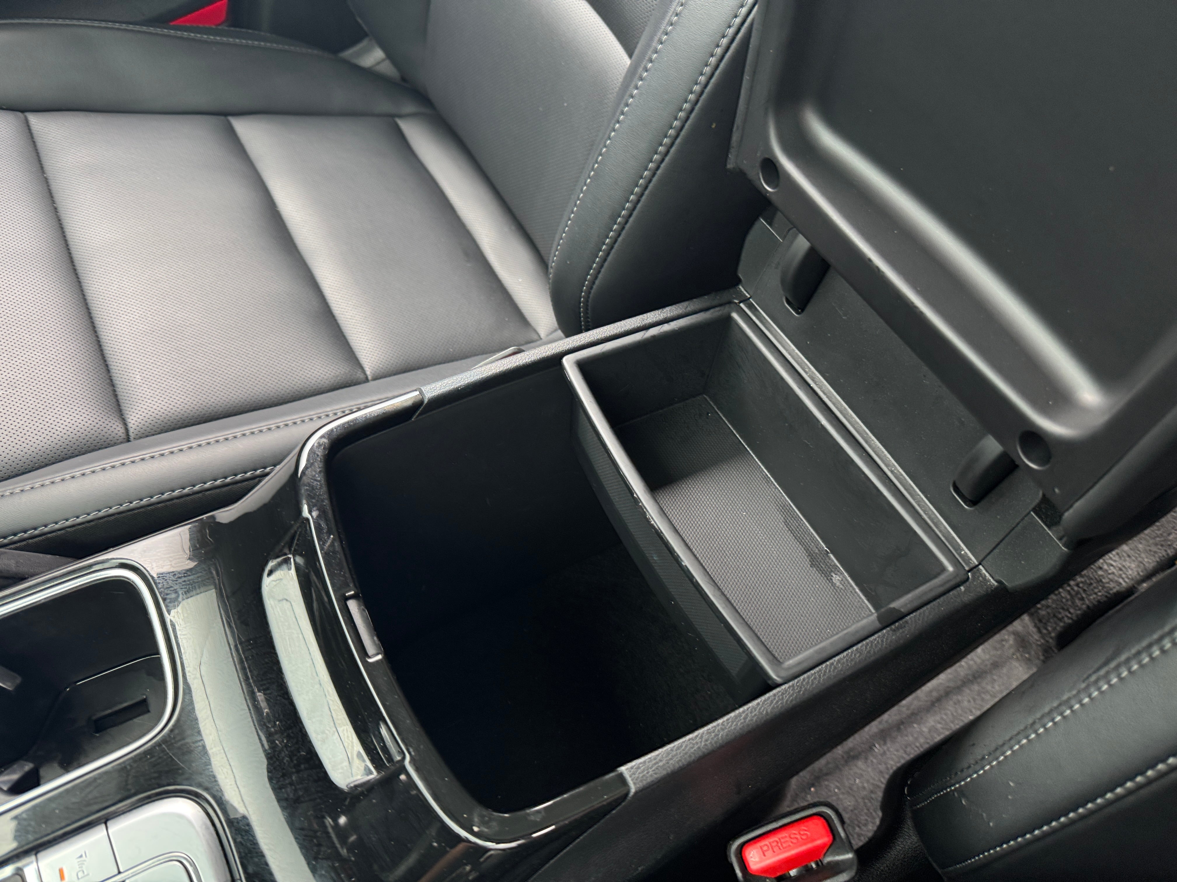 2025 Kia Telluride S - Photo 16