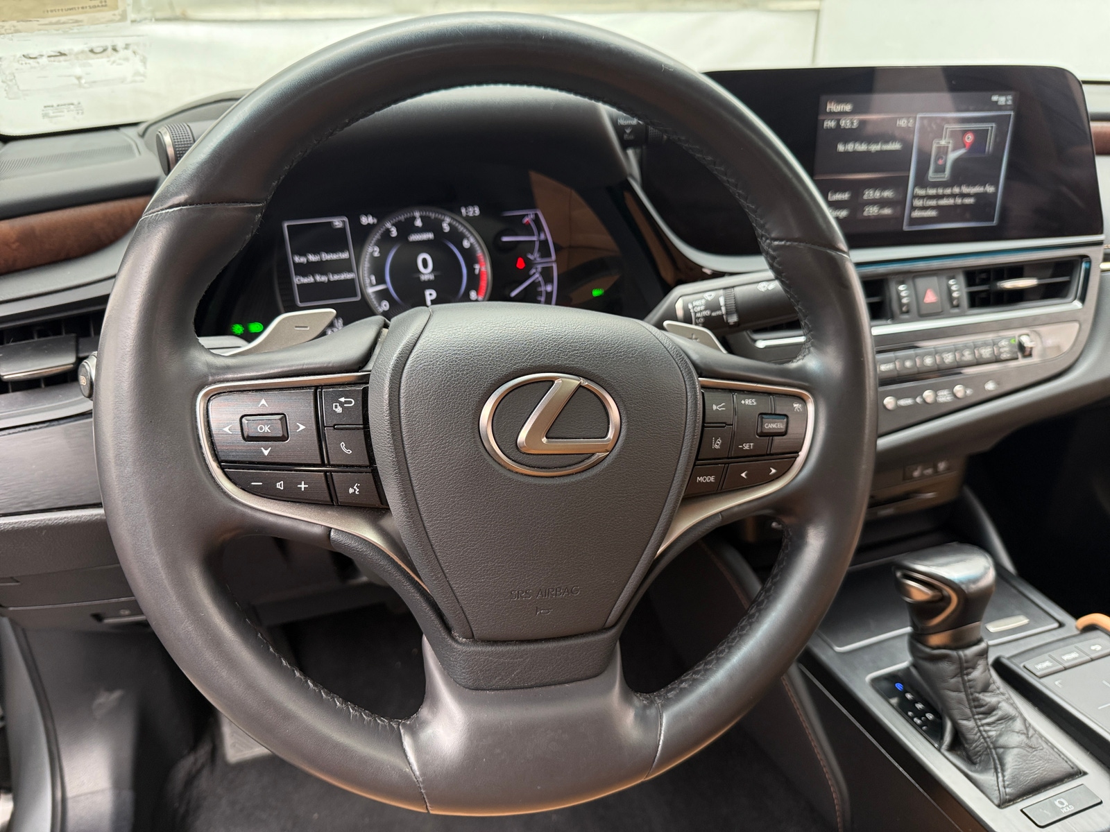 Thumbnail: 2022 Lexus ES - 4