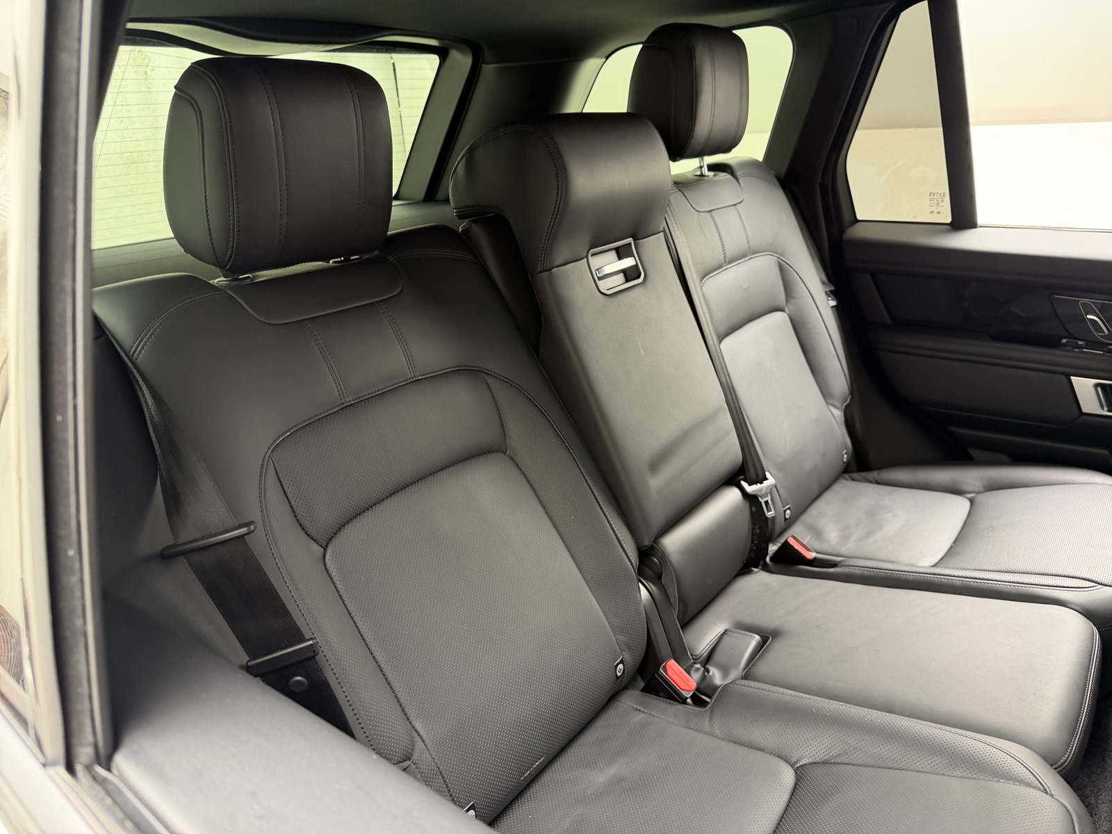 Thumbnail: 2022 Land Rover Range Rover - 5