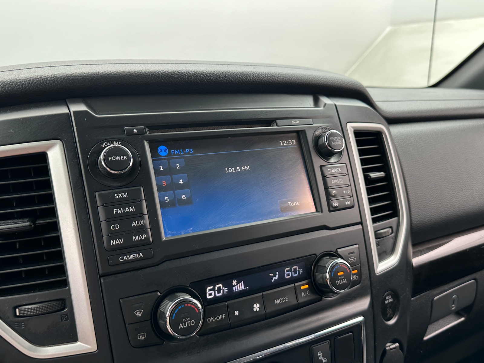 Thumbnail: 2018 Nissan Titan - 4