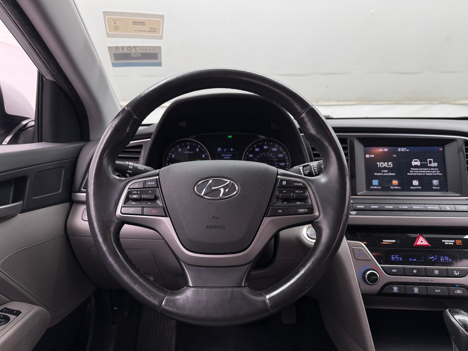 Thumbnail: 2017 Hyundai Elantra - 4