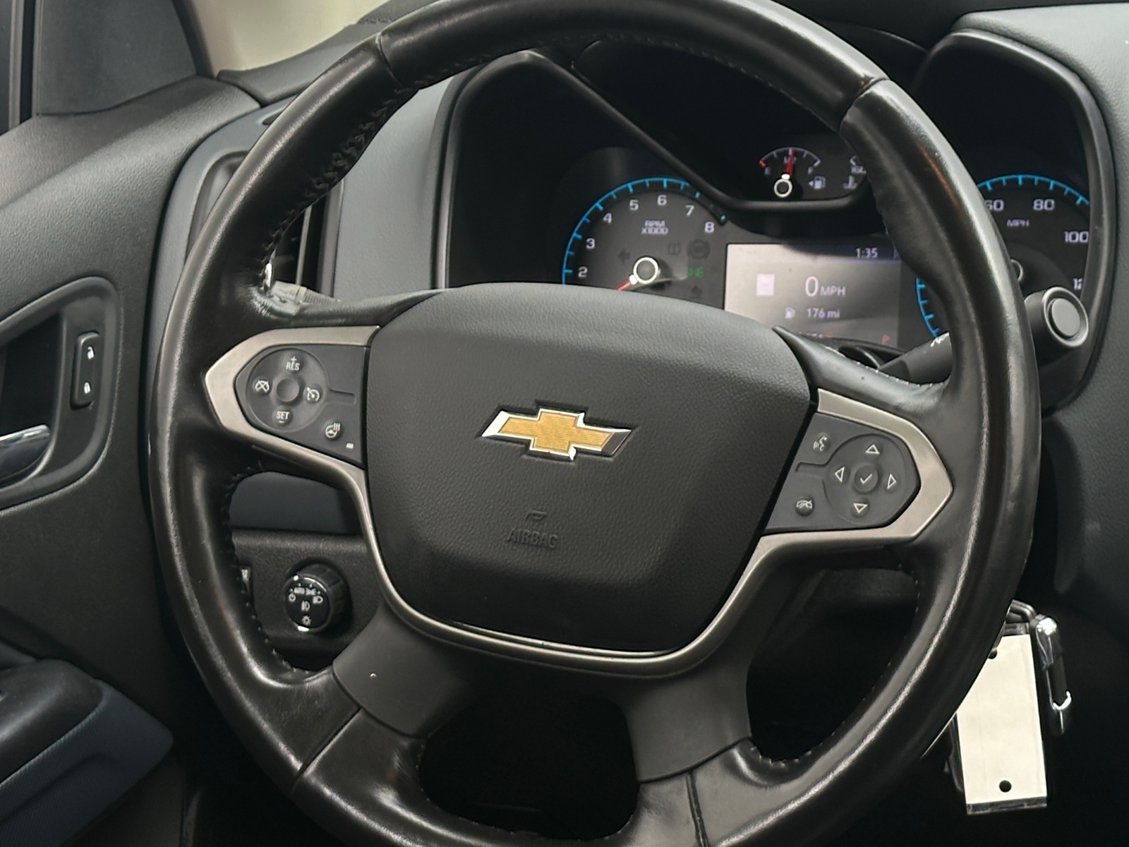 Thumbnail: 2019 Chevrolet Colorado - 4