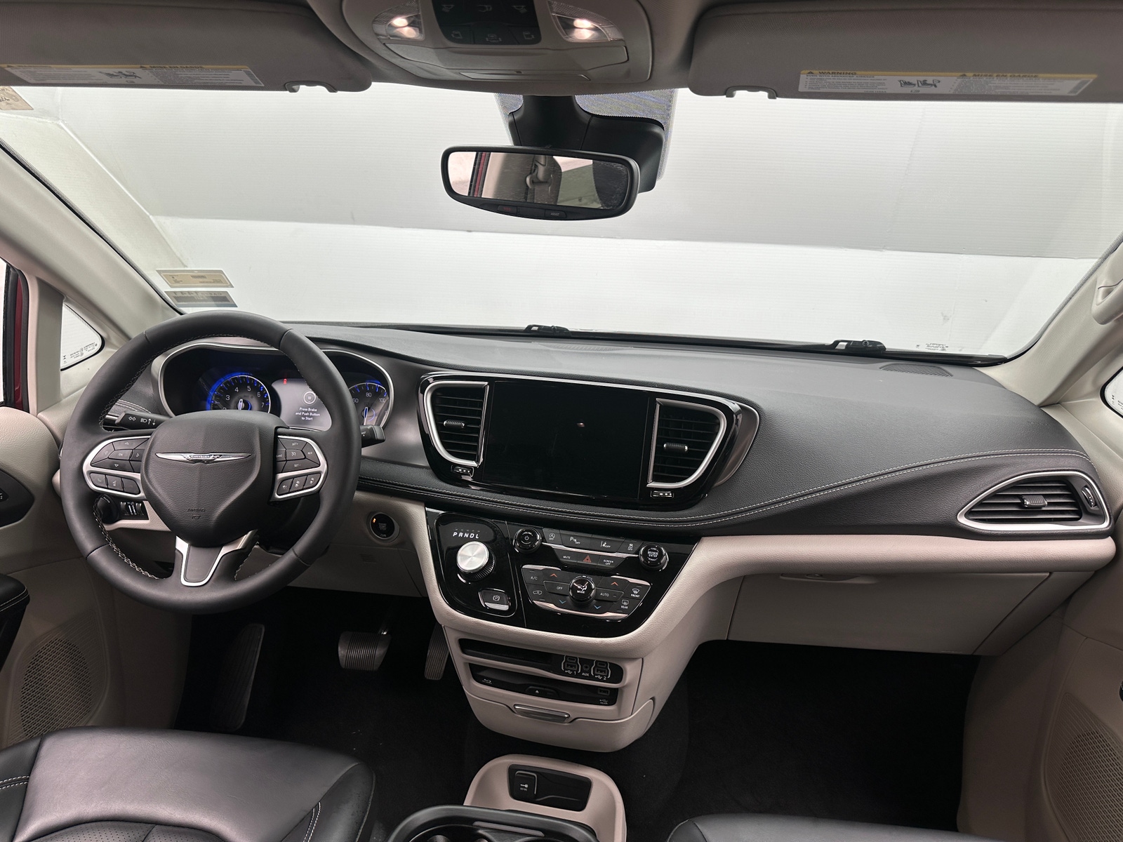 Thumbnail: 2023 Chrysler Pacifica - 2