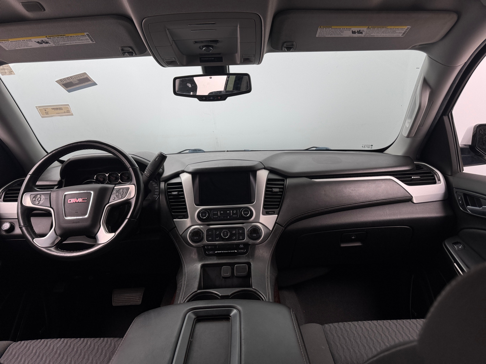 Thumbnail: 2020 GMC Yukon XL - 3