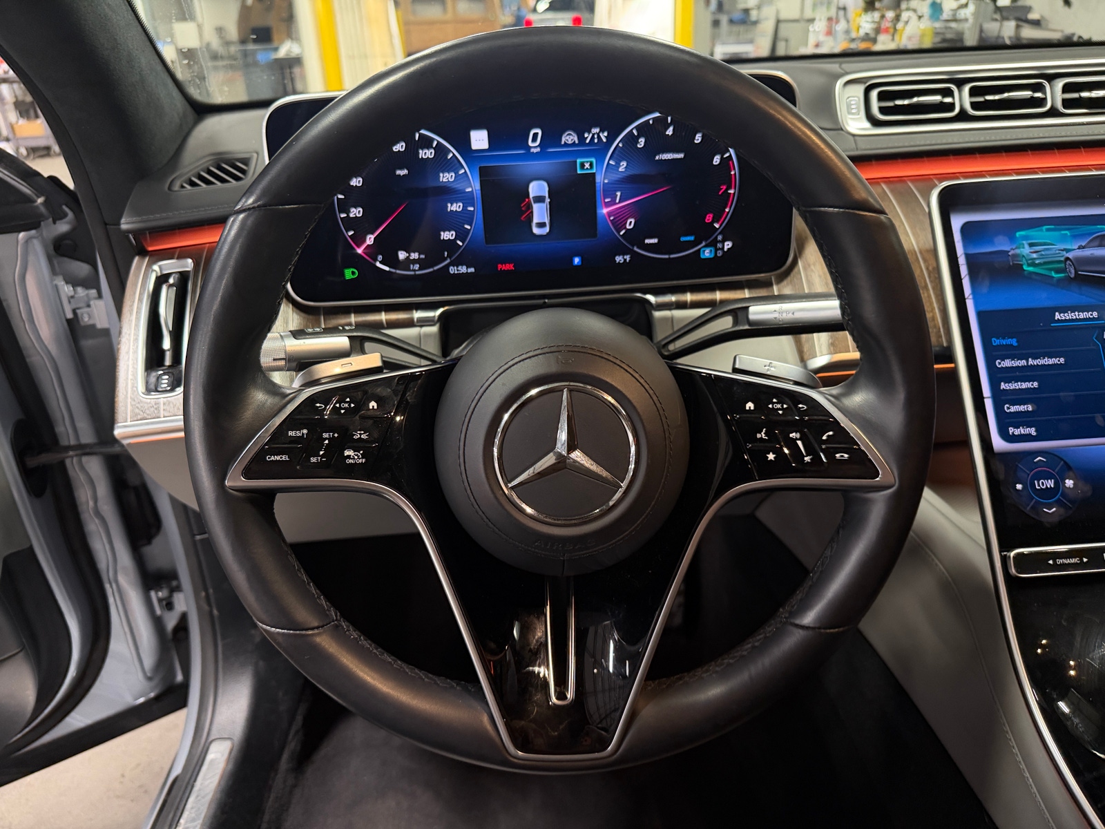 Thumbnail: 2021 Mercedes-Benz S-Class - 4