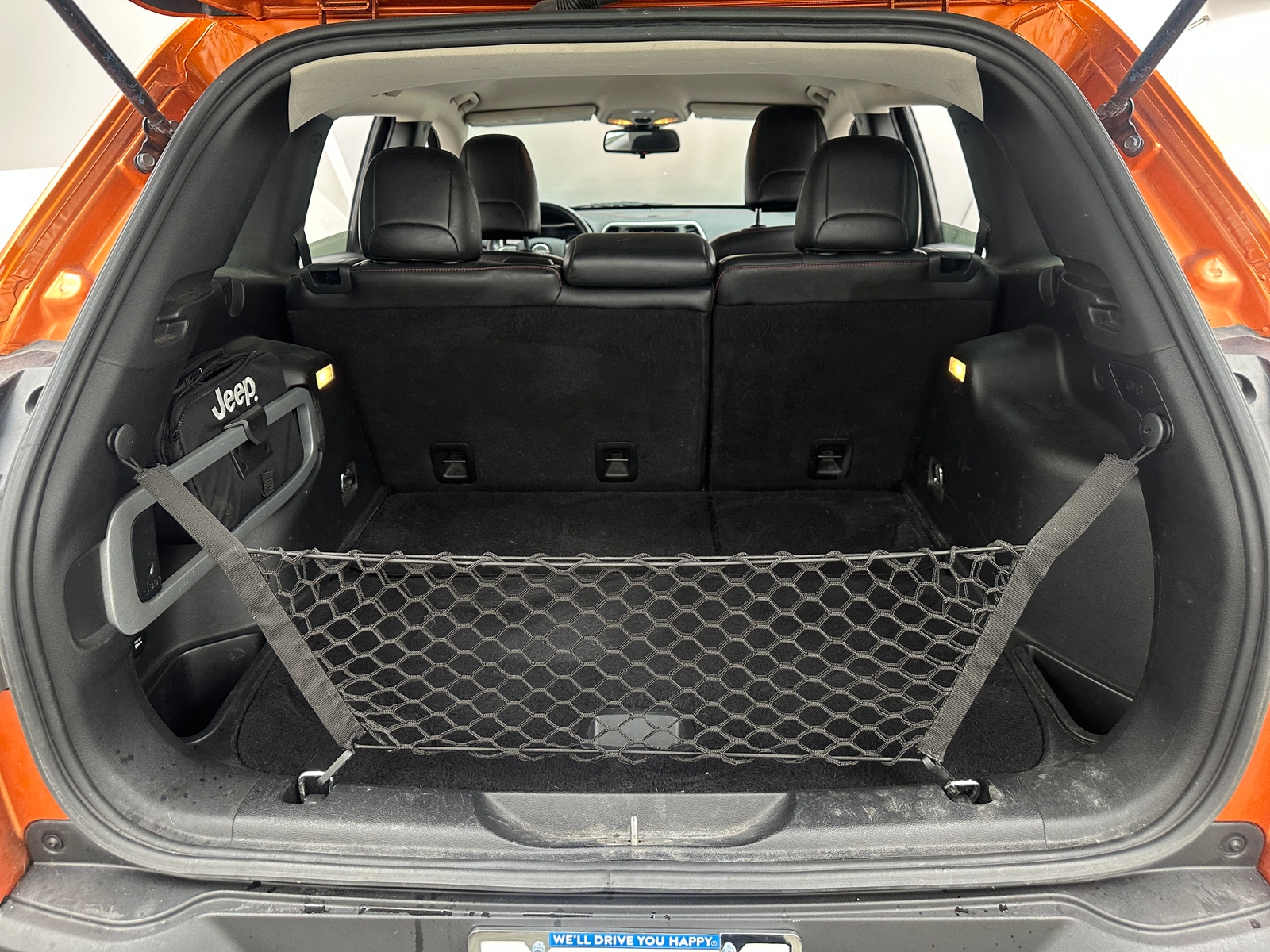 Thumbnail: 2015 Jeep Cherokee - 6