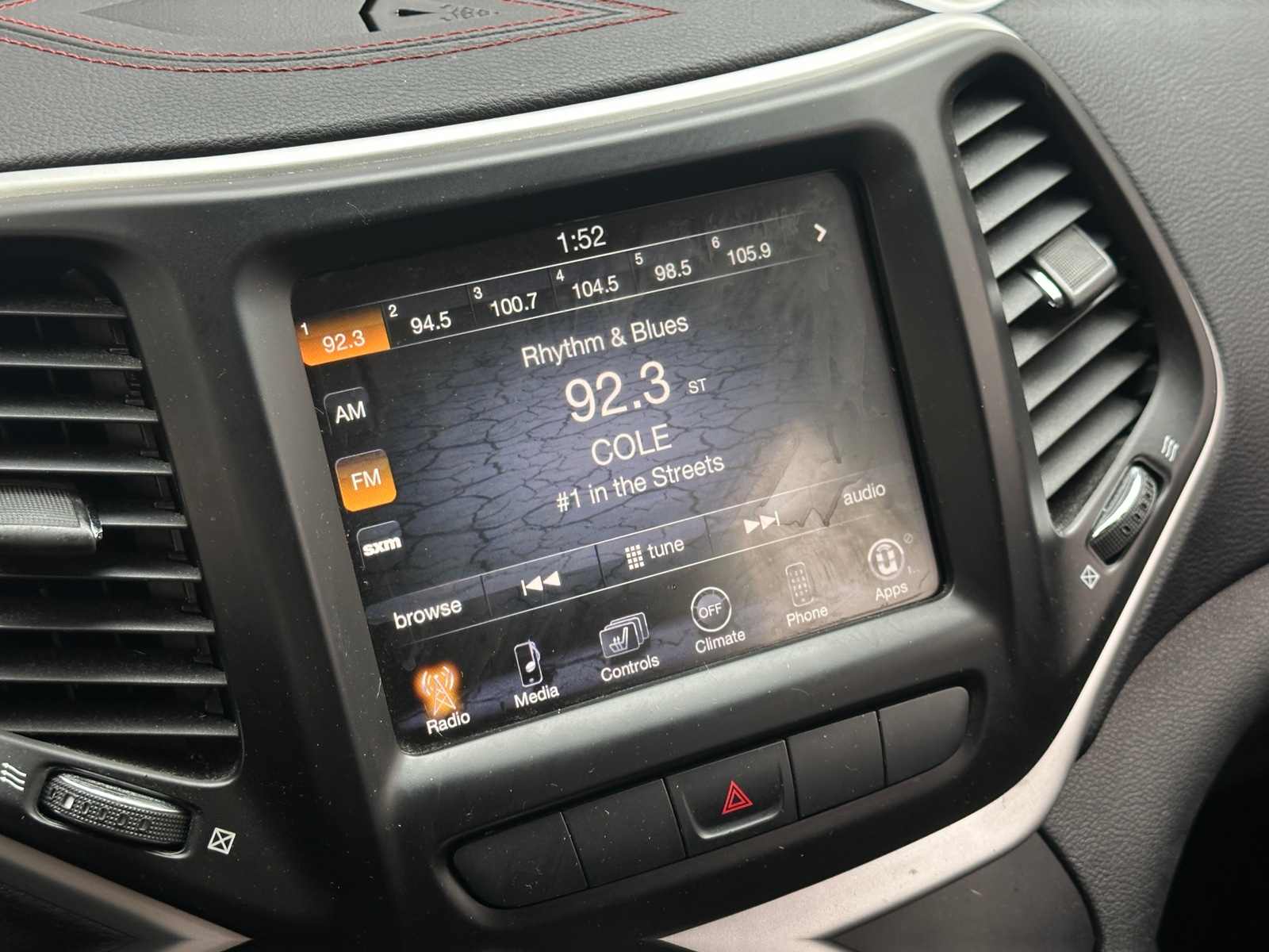 Thumbnail: 2015 Jeep Cherokee - 3