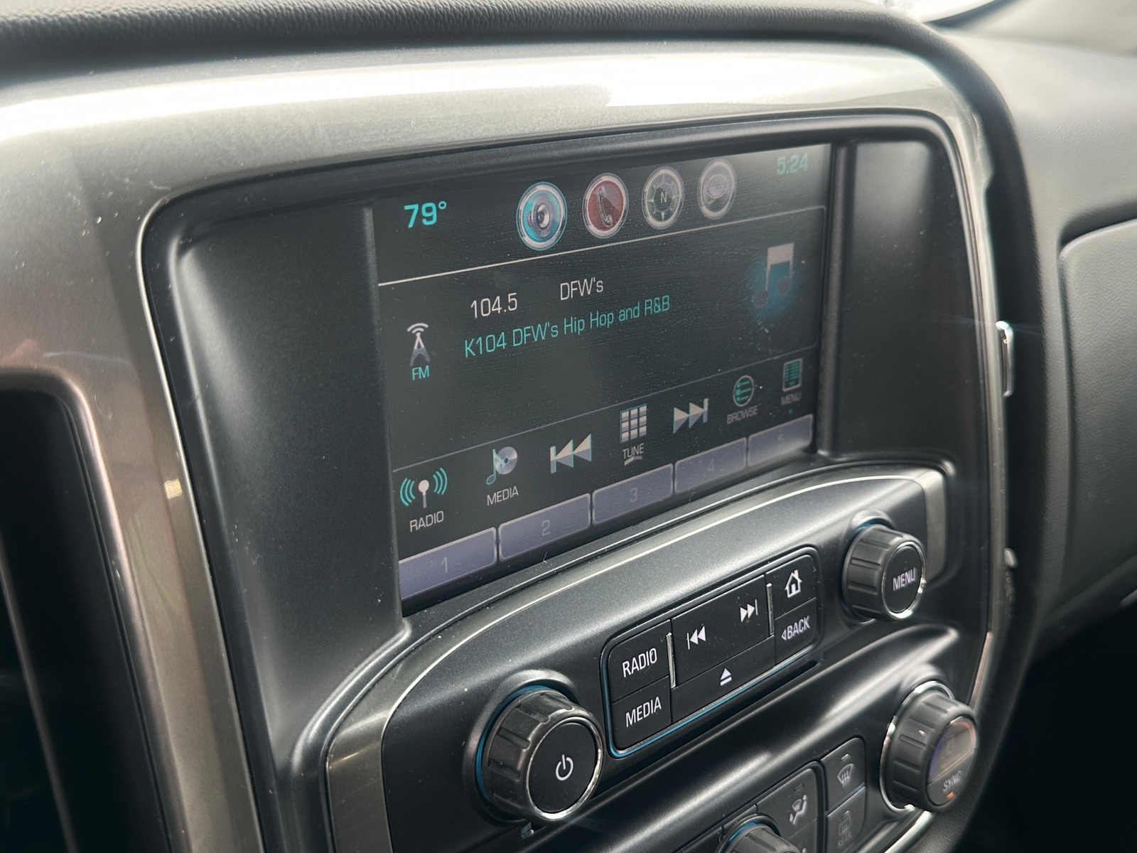 Thumbnail: 2018 Chevrolet Silverado 1500 - 4