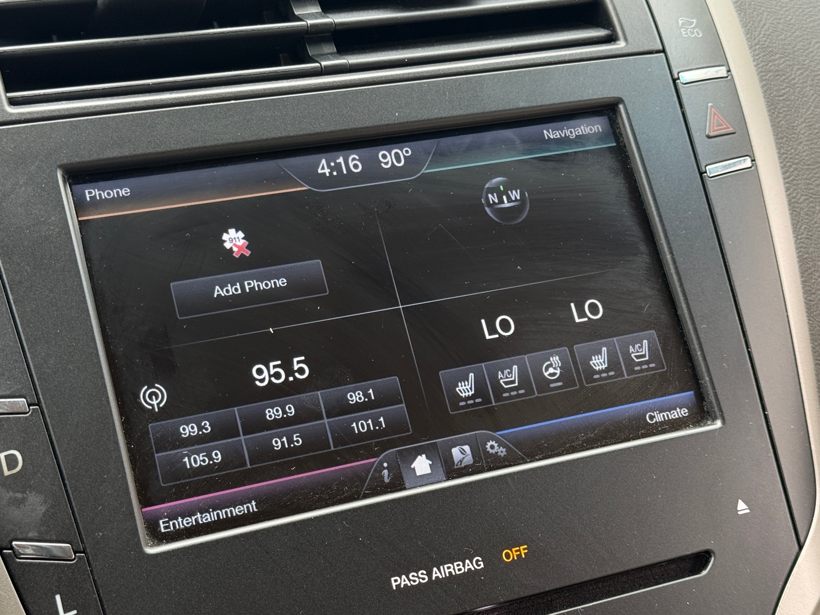 Thumbnail: 2016 Lincoln MKZ - 3