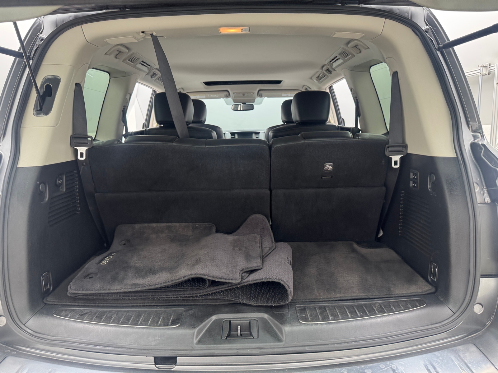 Thumbnail: 2019 INFINITI QX80 - 6
