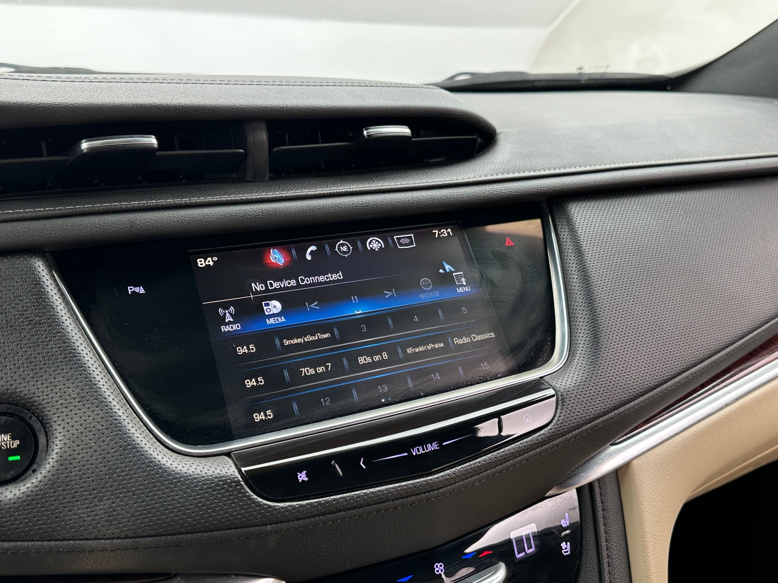 Thumbnail: 2017 Cadillac XT5 - 3