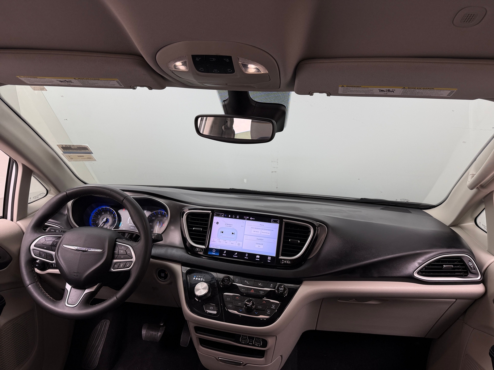 Thumbnail: 2023 Chrysler Pacifica - 2
