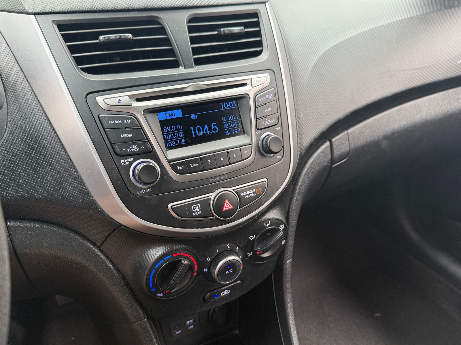 Thumbnail: 2016 Hyundai Accent - 4