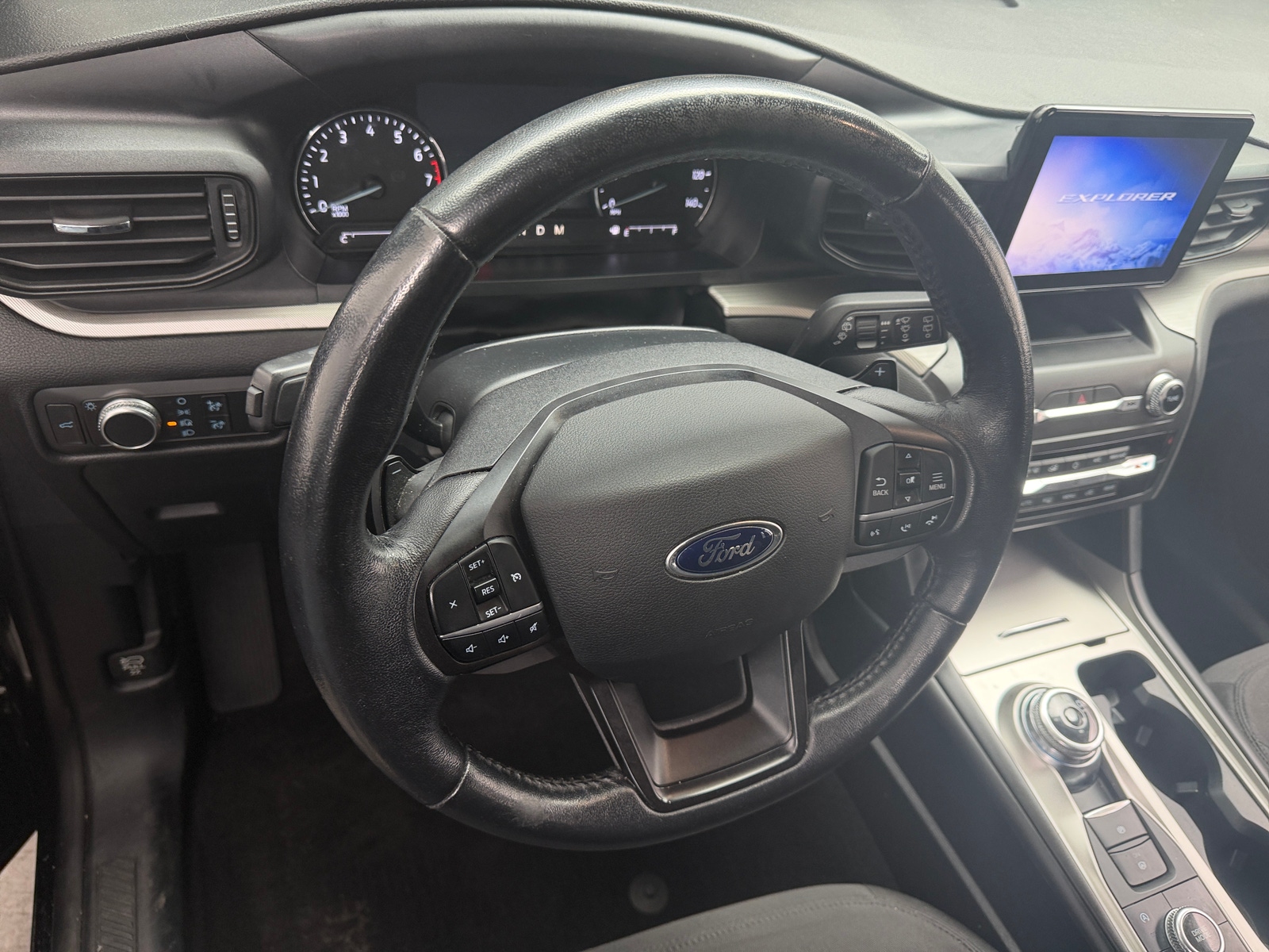 Thumbnail: 2020 Ford Explorer - 5