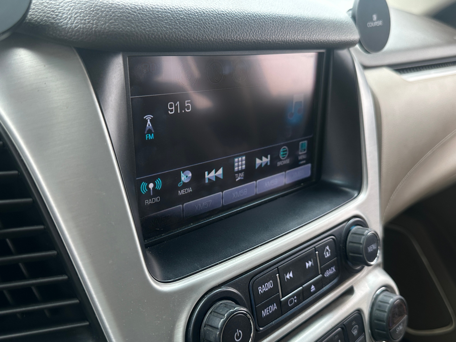 Thumbnail: 2017 GMC Yukon - 3