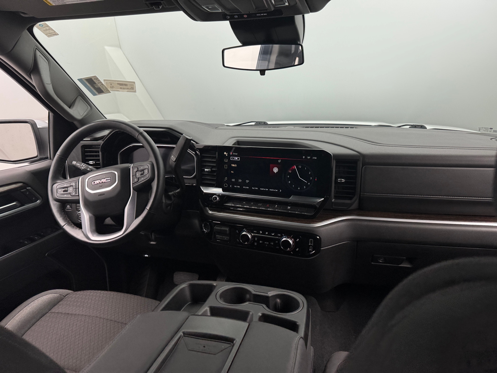 Thumbnail: 2026 GMC Sierra 1500 - 3
