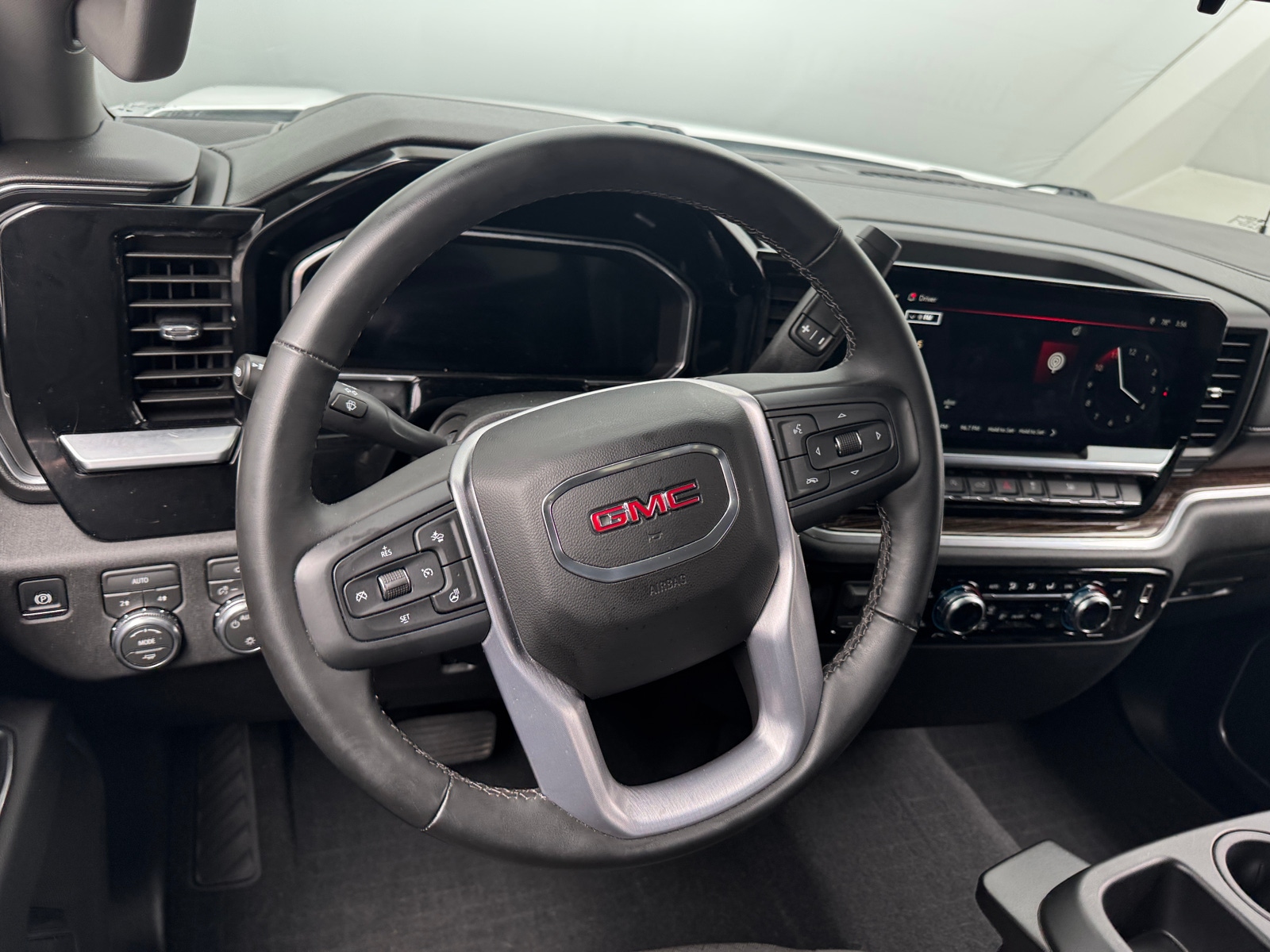 Thumbnail: 2026 GMC Sierra 1500 - 5