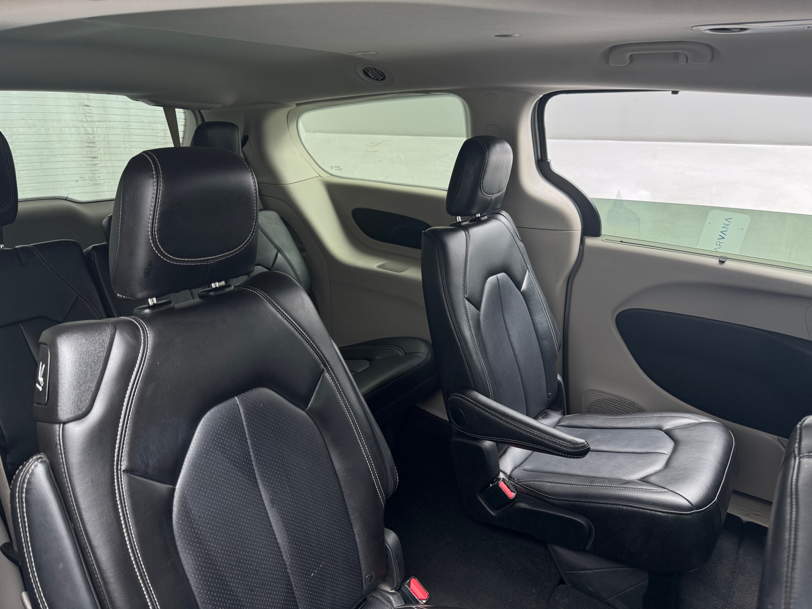 Thumbnail: 2024 Chrysler Pacifica - 5