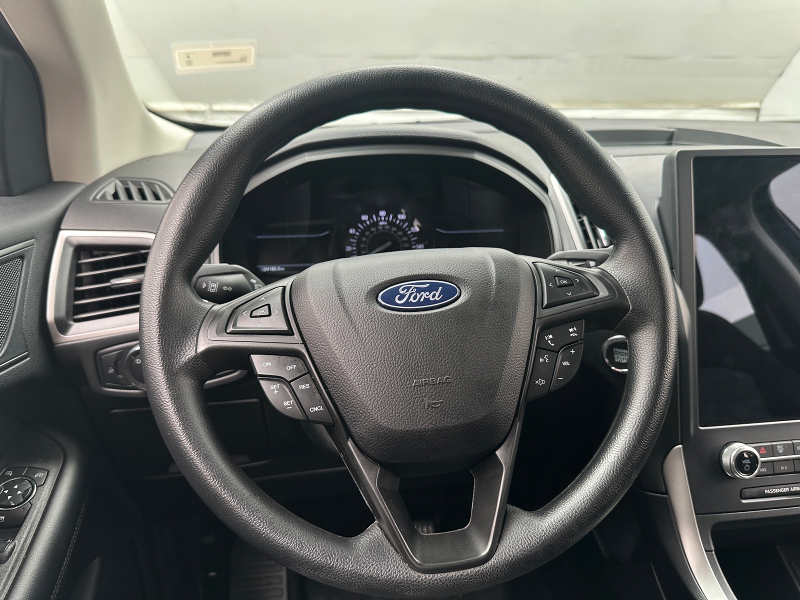 Thumbnail: 2022 Ford Edge - 5