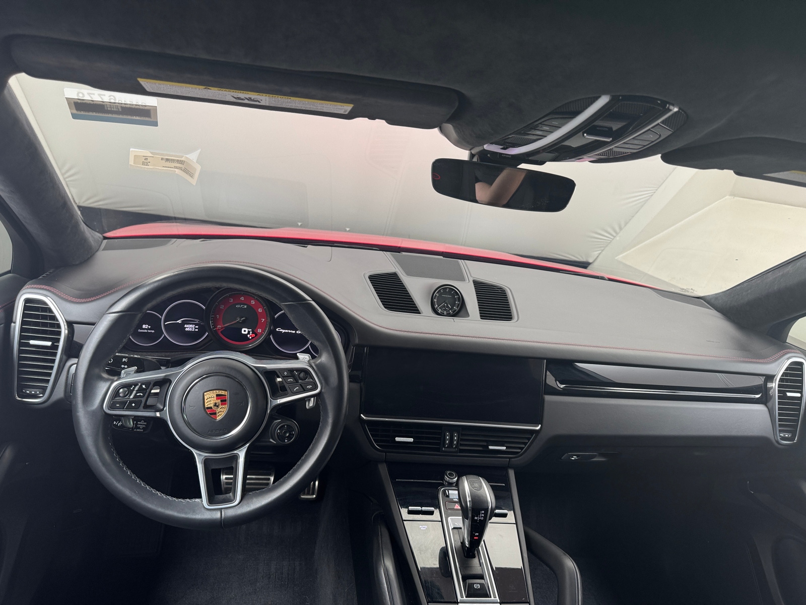 Thumbnail: 2022 Porsche  - 3