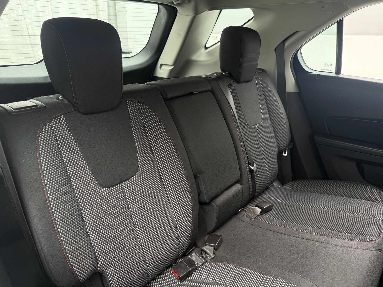Thumbnail: 2017 Chevrolet Equinox - 6