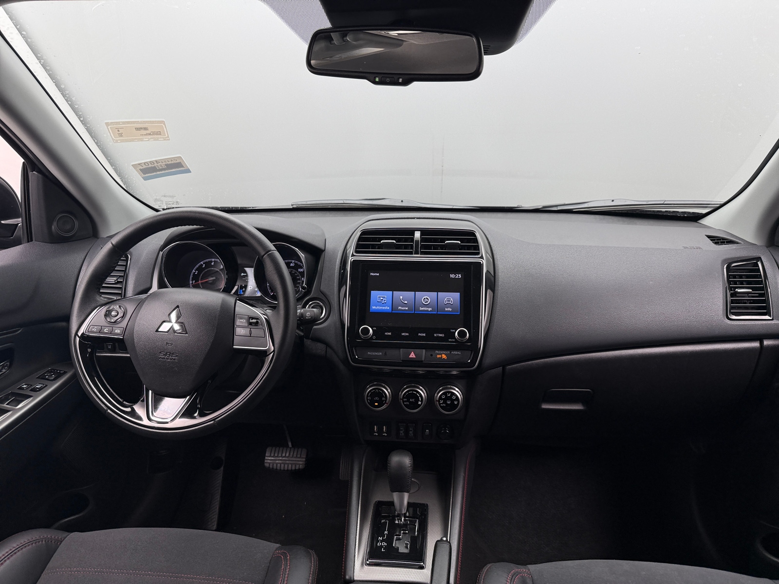 Thumbnail: 2022 Mitsubishi Outlander Sport - 2