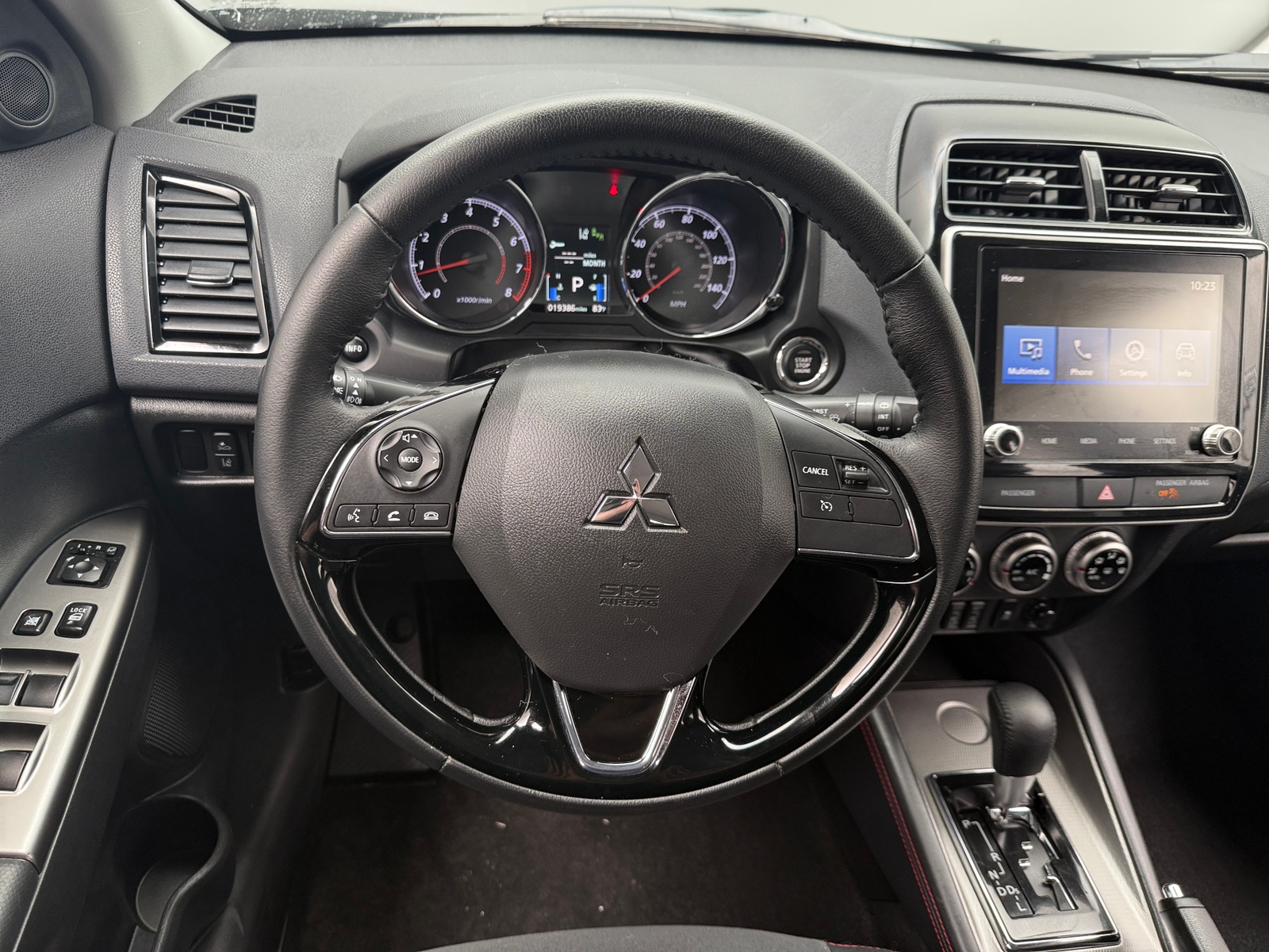 Thumbnail: 2022 Mitsubishi Outlander Sport - 4