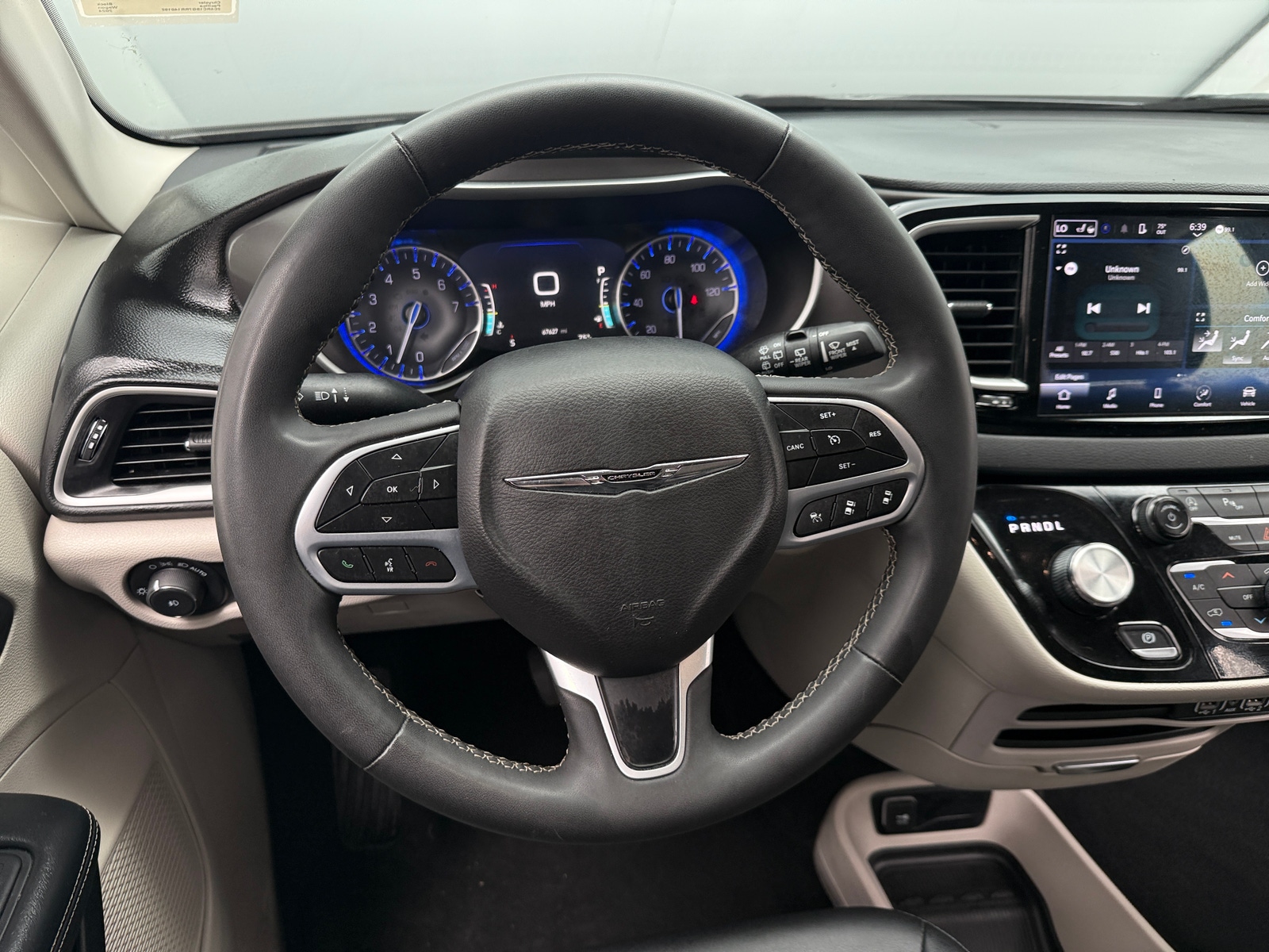 Thumbnail: 2024 Chrysler Pacifica - 4