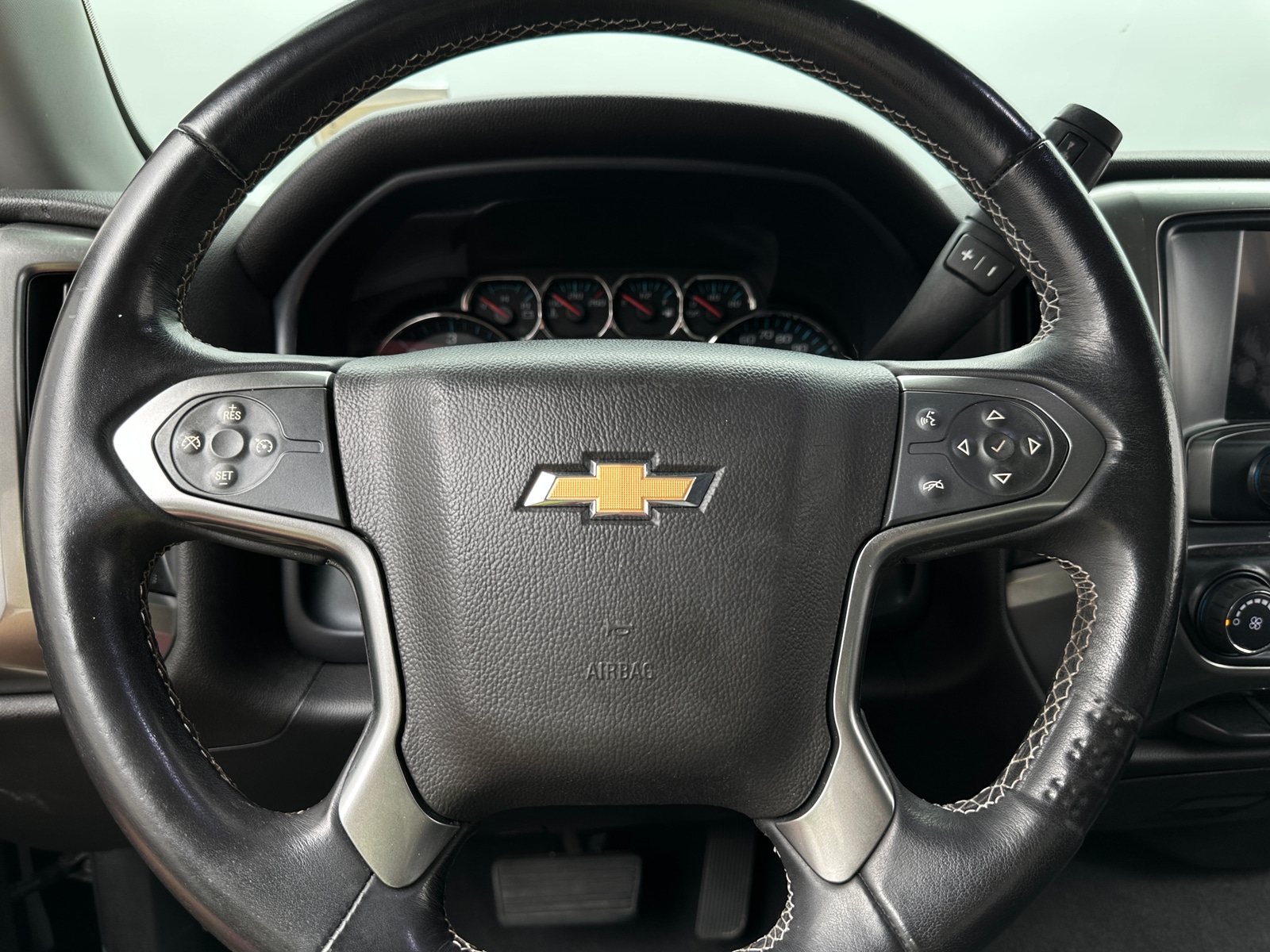 Thumbnail: 2019 Chevrolet Silverado 1500 - 5